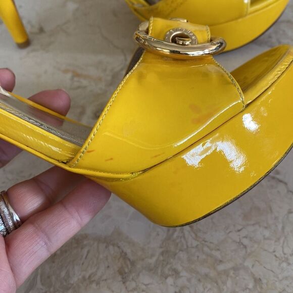 Stuart Weitzman Miss Jane Yellow Patent Leather Platform High Heel Sandals - Picture 14 of 14